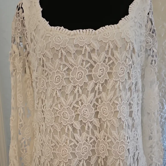 WHBM Elegant White Lace Dress - Picture 7 of 16